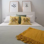 La Goleta Apartment *